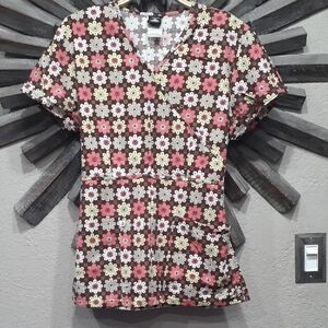 Cherokee Women's Floral Scrub Top